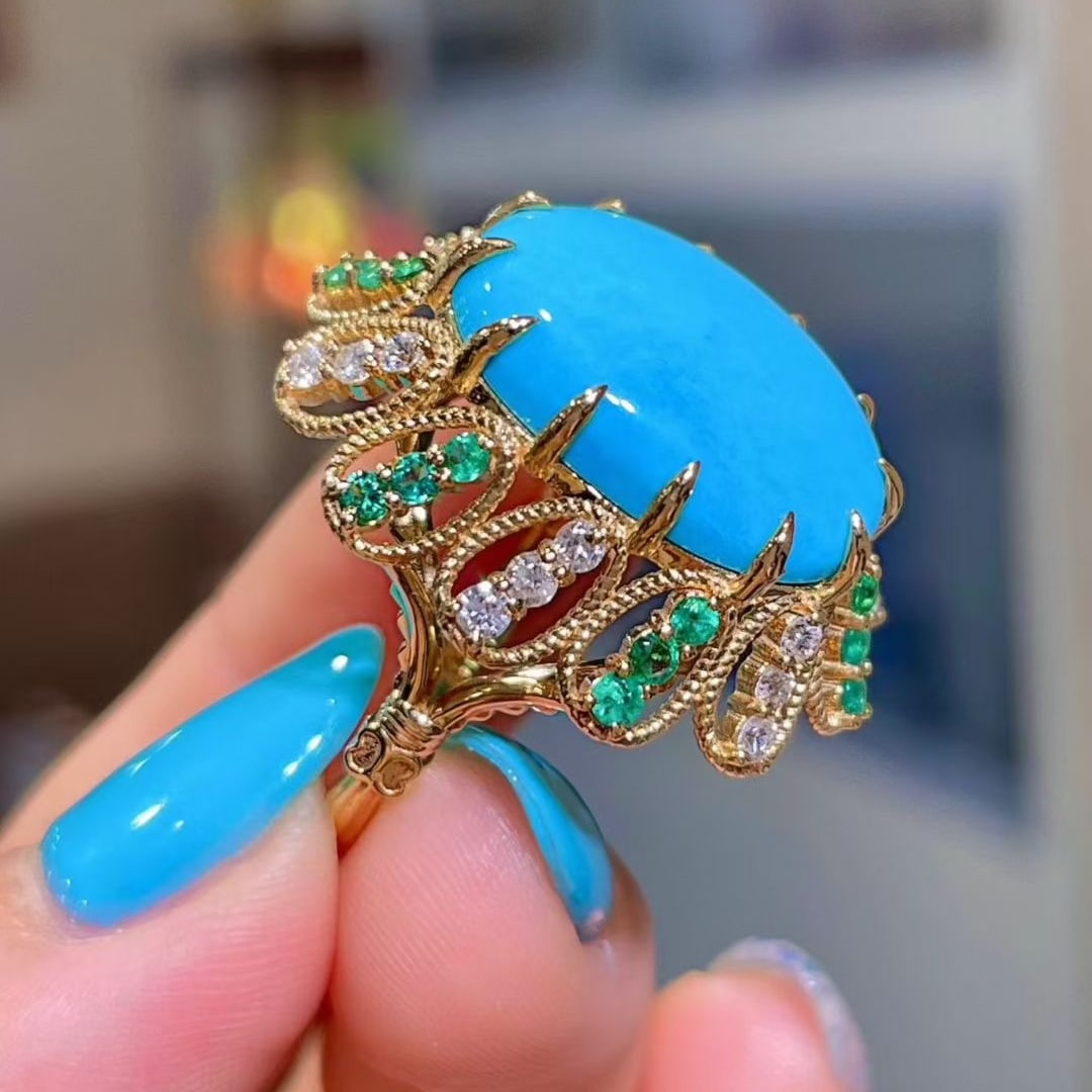 14k Gold 9.33 Ctw Natural Turquoise & Diamond Ring: Ref:231065236 // gold content:14k gold // ring size:7. 25us // // main gemstone:turquoise // shape:oval // carat weight:8. 82ct // color:blue // treatment:natural // // adjacent gemstone 2 : diamond