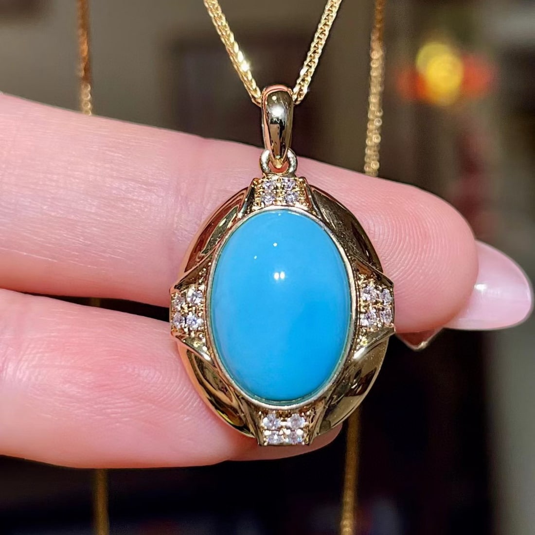 14k Gold 4.84 Ctw Natural Turquoise & Diamond Pendant( Without Chain ): Ref:231065237 // gold content:14k gold // main gemstone:turquoise // shape:oval // carat weight:4. 71ct // color:blue // treatment:natural // // adjacent gemstone 2 : diamond // shape:round // carat