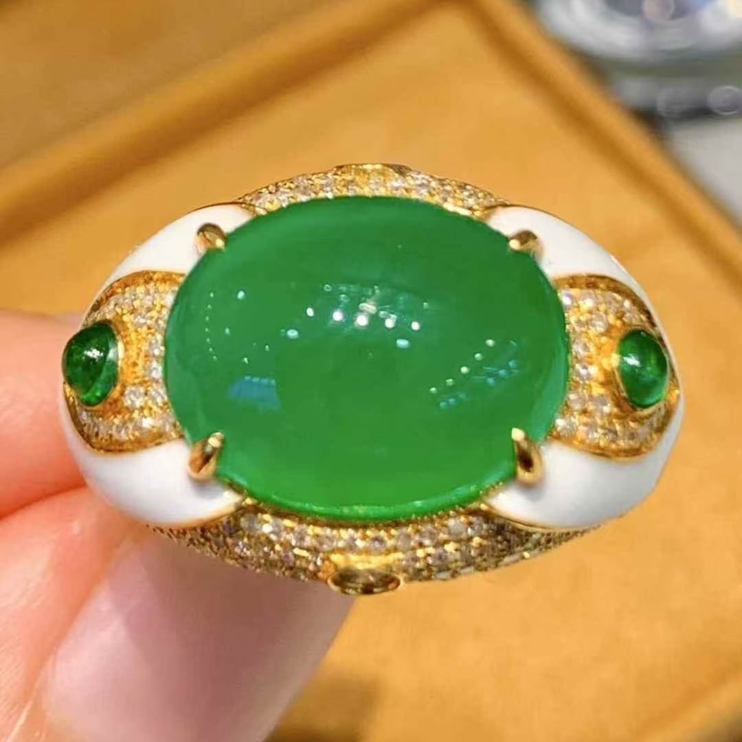 14k Gold 6.8 Ct Natural Emerald & Diamond Ring - 2