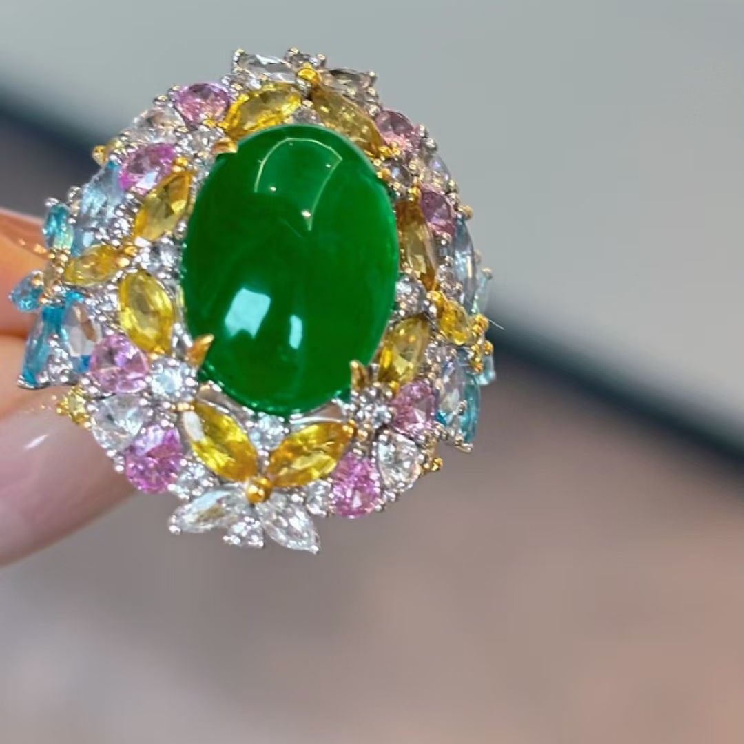 14k Gold 6.5 Ct Vivid Green Natural Emerald & Diamond Ring - 5