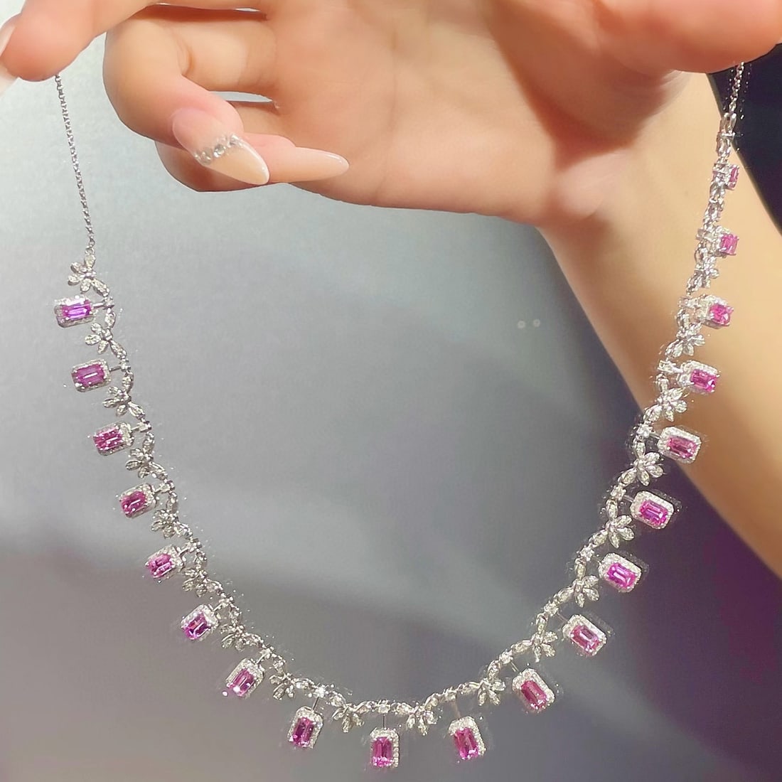 14k Gold 8 Ct Natural Sapphire & Diamond Necklace - 4