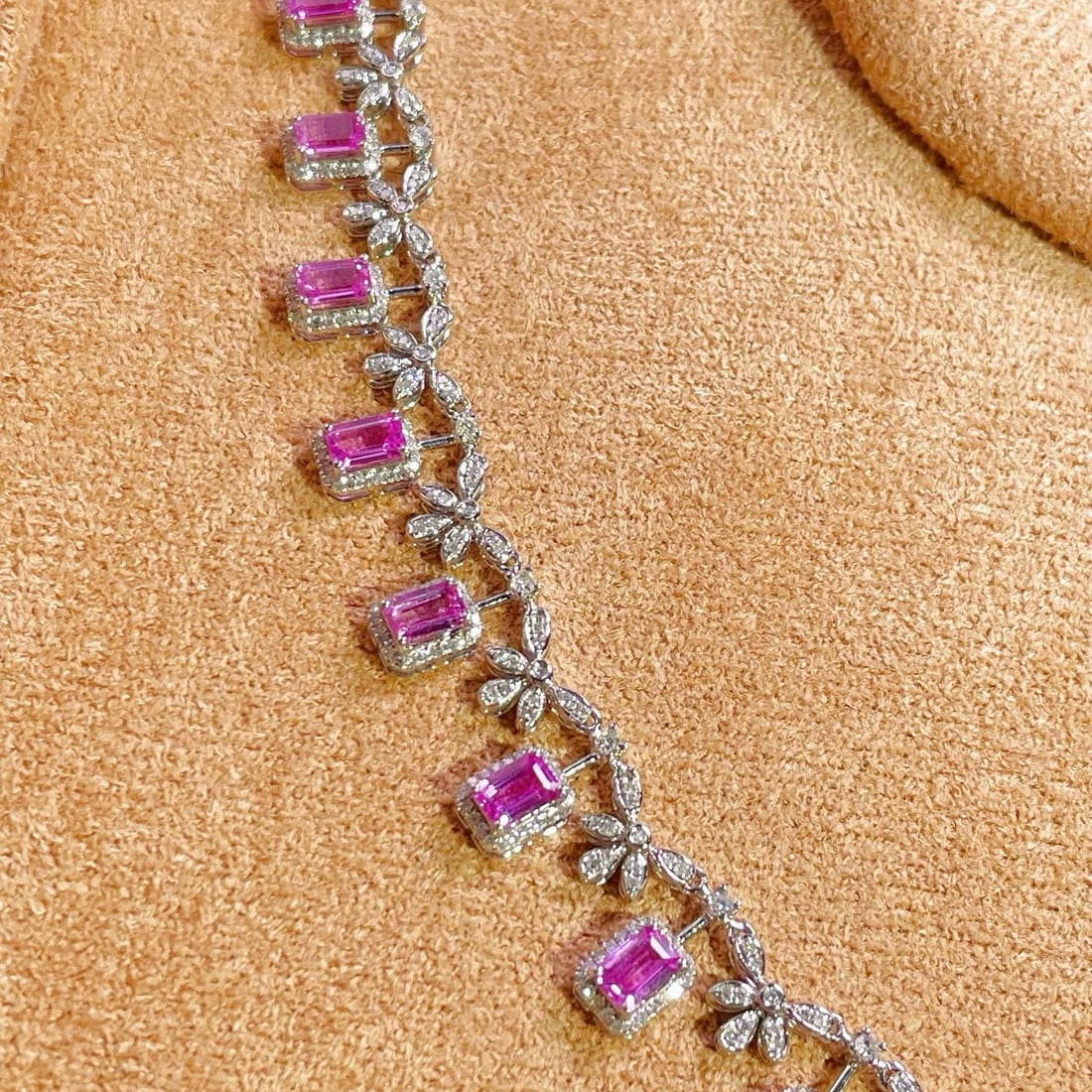 14k Gold 8 Ct Natural Sapphire & Diamond Necklace - 7