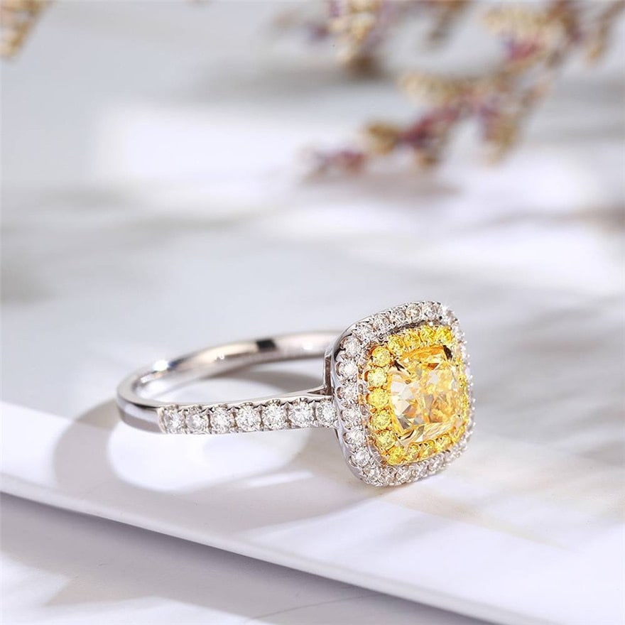 14k Gold 1.00 Ct Natural Yellow Diamond & Diamond Ring - 3