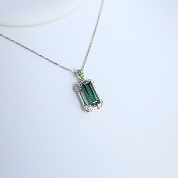 14k Gold 2.75 Ct Natural Tourmaline & Diamond & Tsavorite Pendant( Without Chain ) - 2