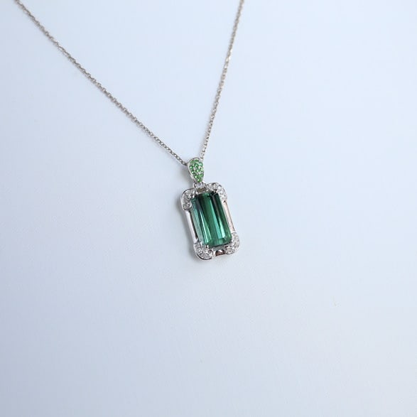 14k Gold 2.75 Ct Natural Tourmaline & Diamond & Tsavorite Pendant( Without Chain ) - 3