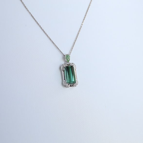 14k Gold 2.75 Ct Natural Tourmaline & Diamond & Tsavorite Pendant( Without Chain ) - 4