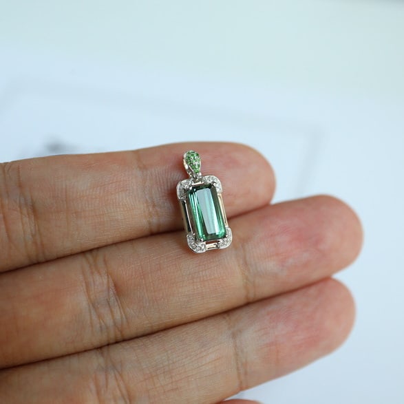 14k Gold 2.75 Ct Natural Tourmaline & Diamond & Tsavorite Pendant( Without Chain ) - 5