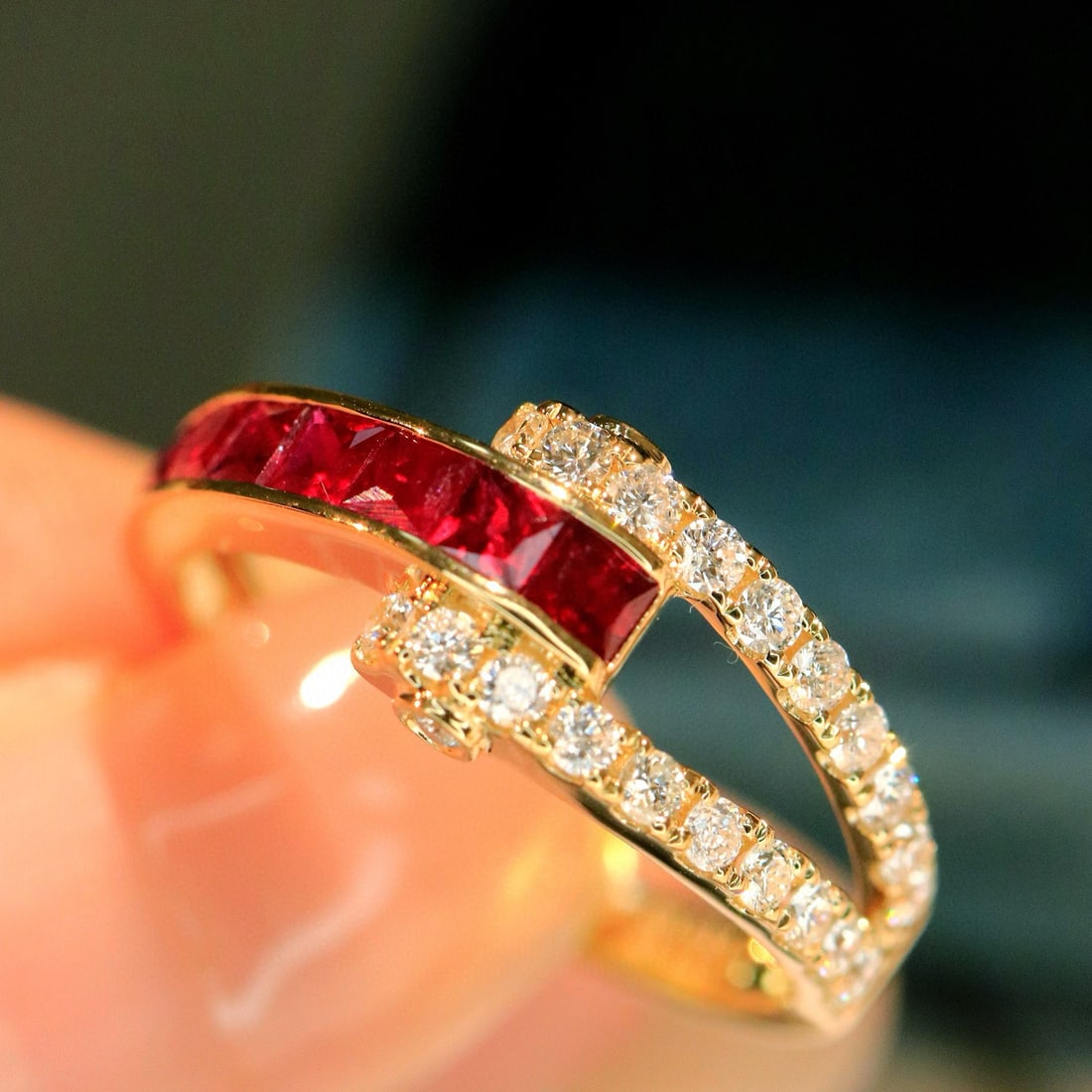 14k Gold 1.02 Ctw Natural Ruby & Diamond Ring - 3