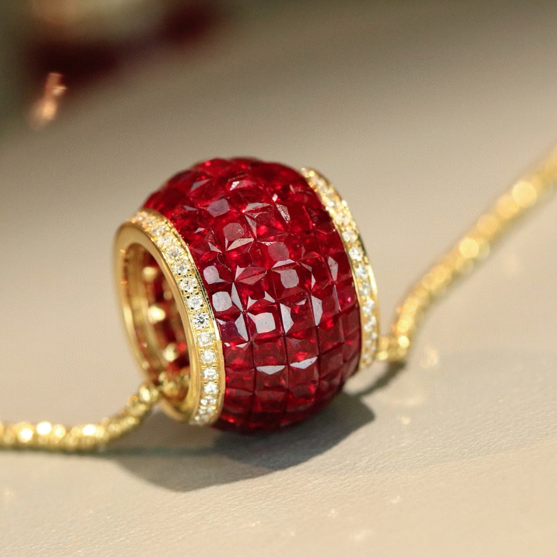 14k Gold 5.76 Ctw Natural Ruby & Diamond Pendant( Without Chain ) - 4