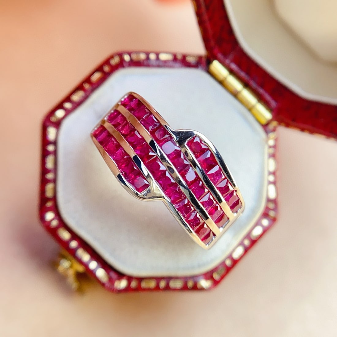 14k Gold 2.00 Ct Natural Ruby Ring: Ref:231066071 // gold content:14k gold // ring size:7. 25us // // main gemstone:ruby // shape:princess // carat weight:2. 00ct // color:red // treatment:natural // Condition: New Low Estimate: