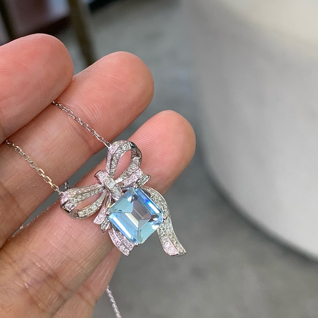14k Gold 3.17 Ctw Natural Aquamarine & Diamond Necklace - 5