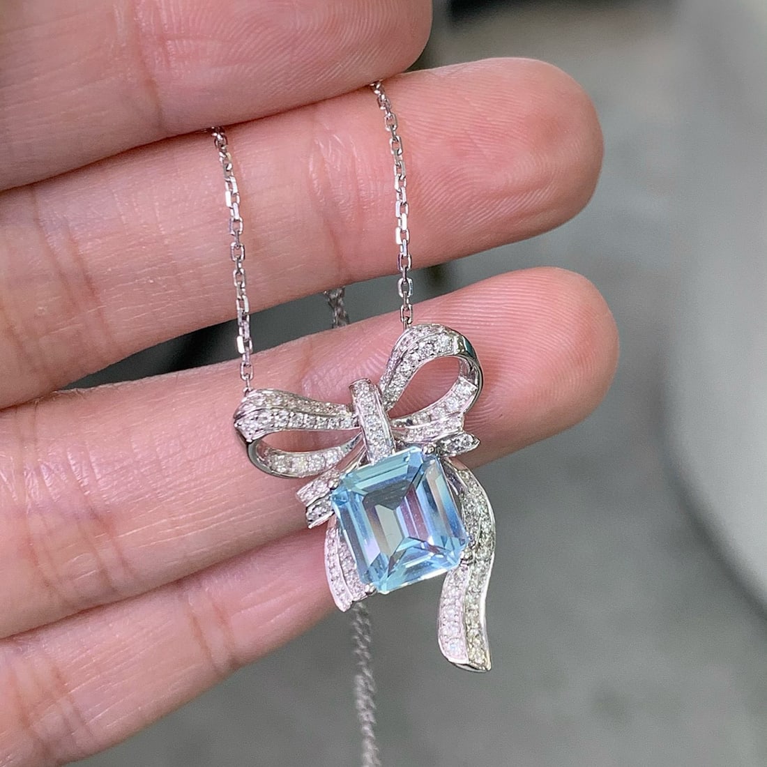 14k Gold 3.17 Ctw Natural Aquamarine & Diamond Necklace - 6