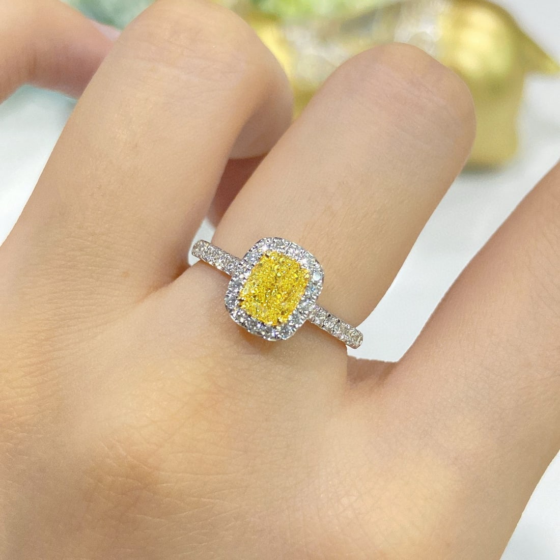 Gia Certified 14k Gold 1 Ct Natural Yellow Diamond & Diamond Ring - 2