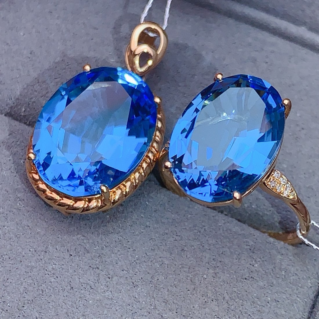 14k Gold 20.24 Ctw Natural Topaz & Diamond Jewelry Set - 2