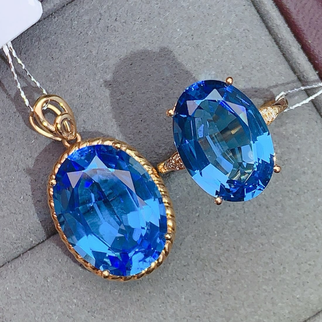 14k Gold 20.24 Ctw Natural Topaz & Diamond Jewelry Set - 5