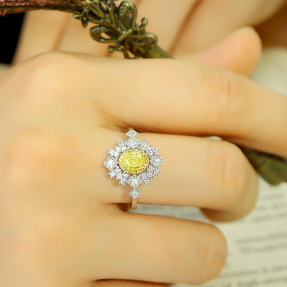 14k Gold 0.55 Ctw Natural Yellow Diamond & Diamond Ring - 5
