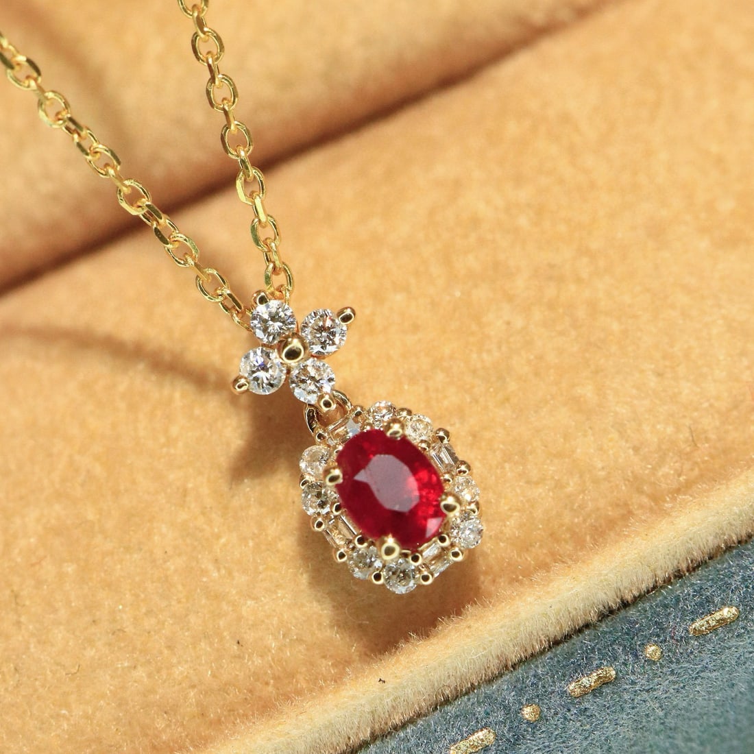 14k Gold 0.3 Ctw Natural Ruby & Diamond Necklace - 4