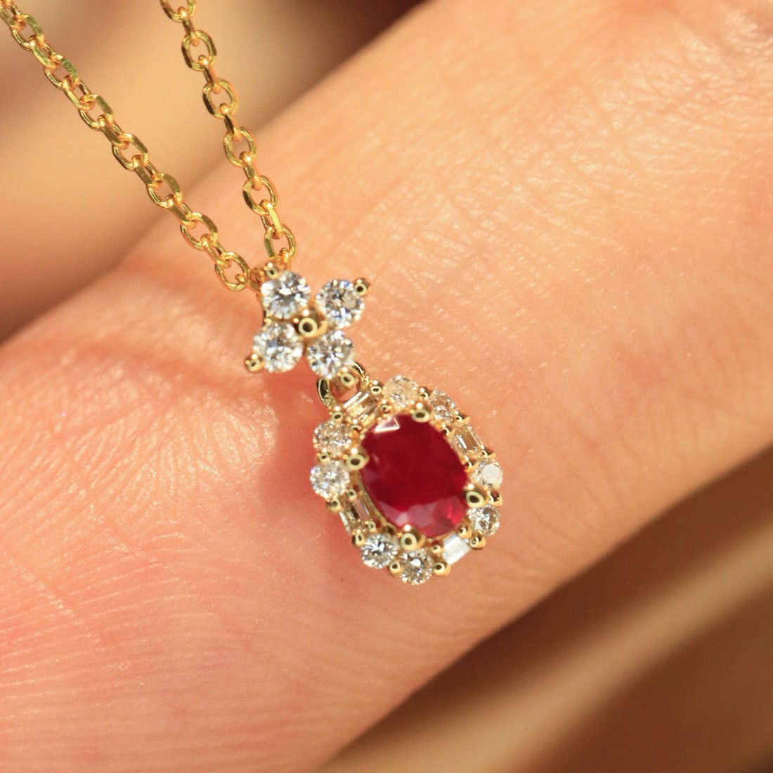 14k Gold 0.3 Ctw Natural Ruby & Diamond Necklace - 5