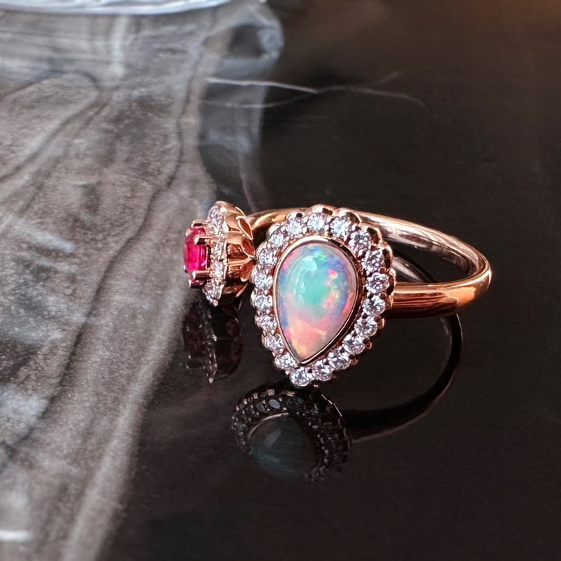 14k Gold 0.9 Ctw Natural Opal & Spinel Ring - 2