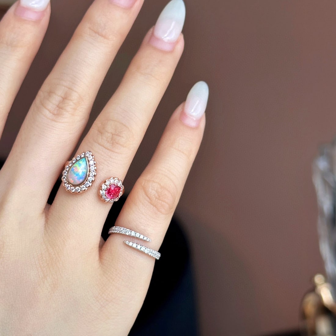 14k Gold 0.9 Ctw Natural Opal & Spinel Ring - 3
