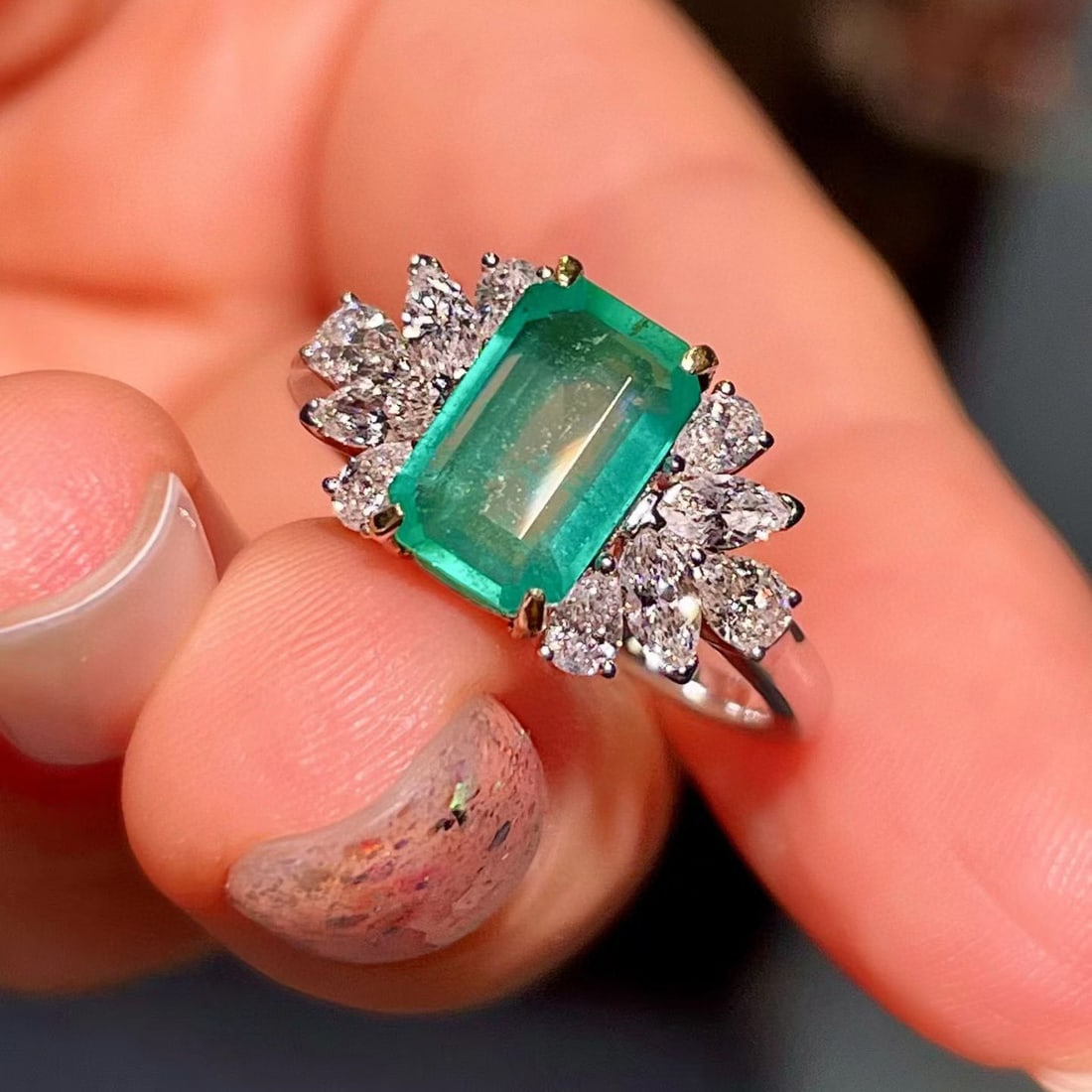 14k Gold 3.38 Ctw Natural Emerald & Diamond Ring - 2
