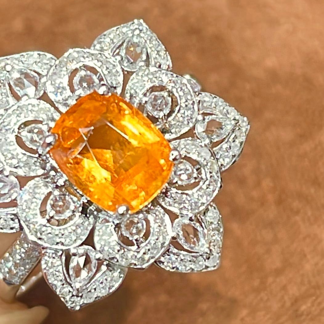 14k Gold 1.35 Ct Natural Spessartine & Diamond & Sapphire Ring - 3