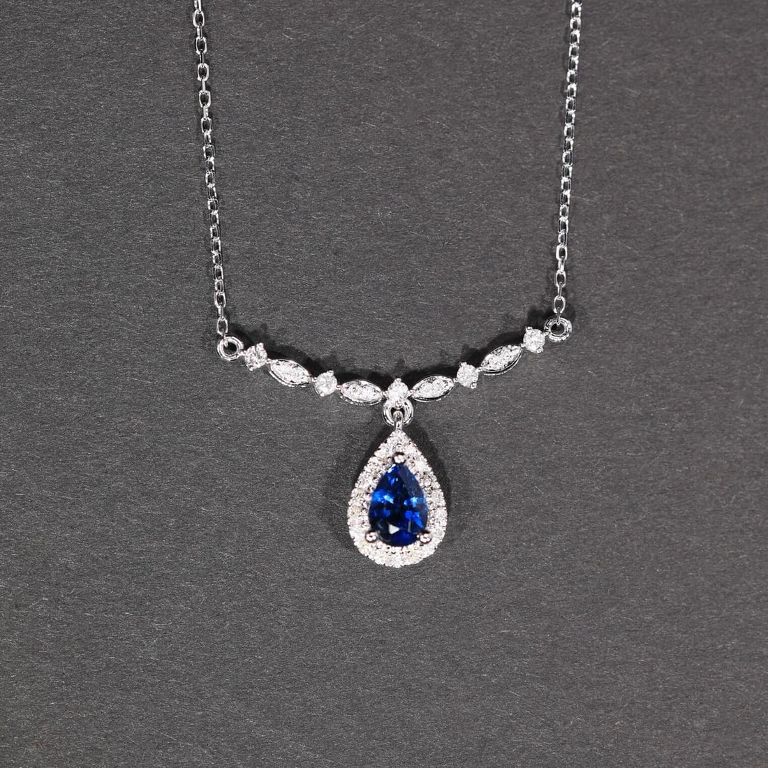 14k Gold 0.67 Ct Natural Sapphire & Diamond Necklace - 3