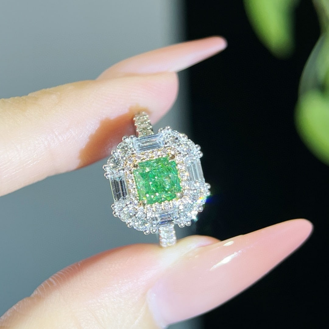 Gia Certified 14k Gold 2.22 Ctw Natural Green Diamond & Diamond Ring - 2