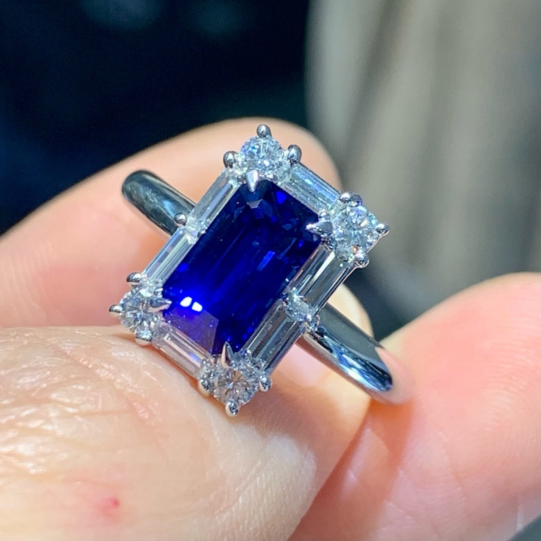14k Gold 2.80 Ctw Natural Sapphire & Diamond Ring - 4