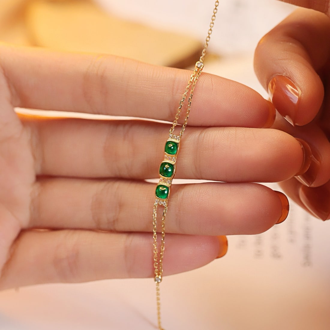 14k Gold 0.63 Ctw Vivid Green Natural Emerald & Diamond Bracelet - 3