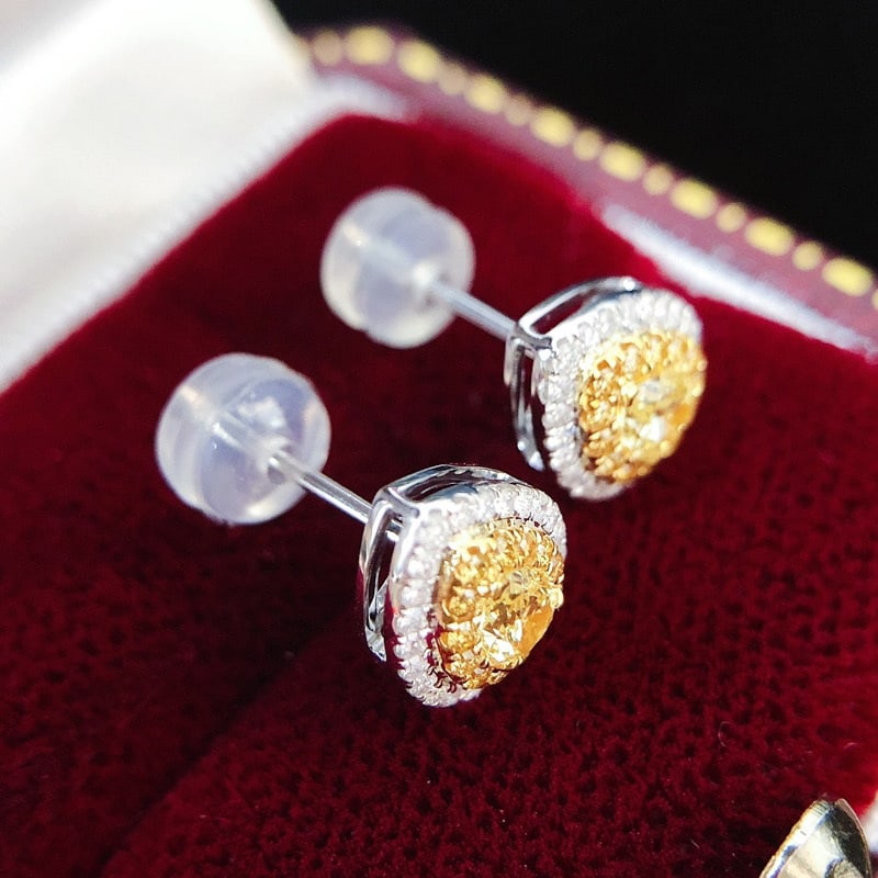 14k Gold 0.7 Ct Natural Color Diamond Earrings - 4