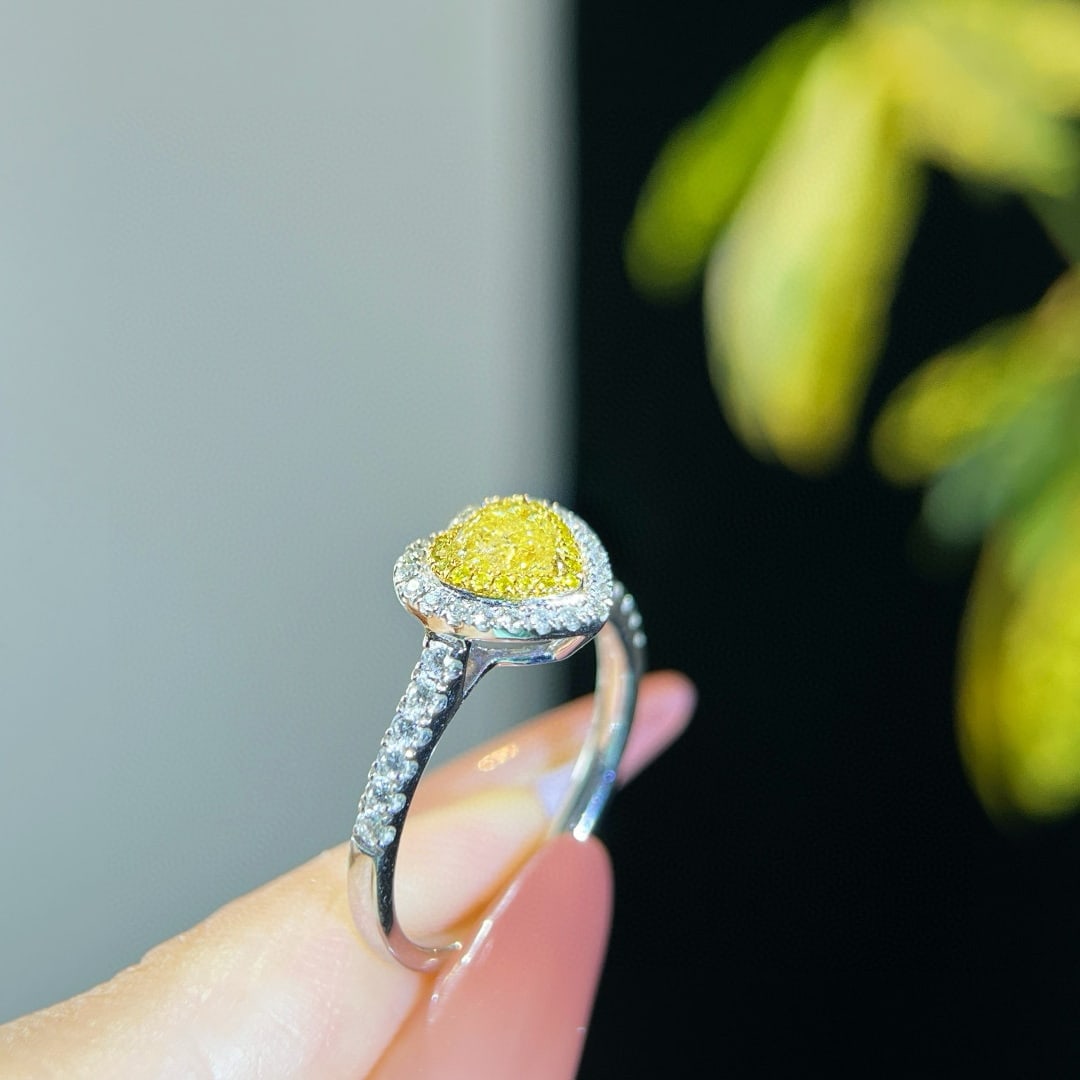 Gia Certified 14k Gold 0.85 Ctw Natural Yellow Diamond & Diamond Ring - 4