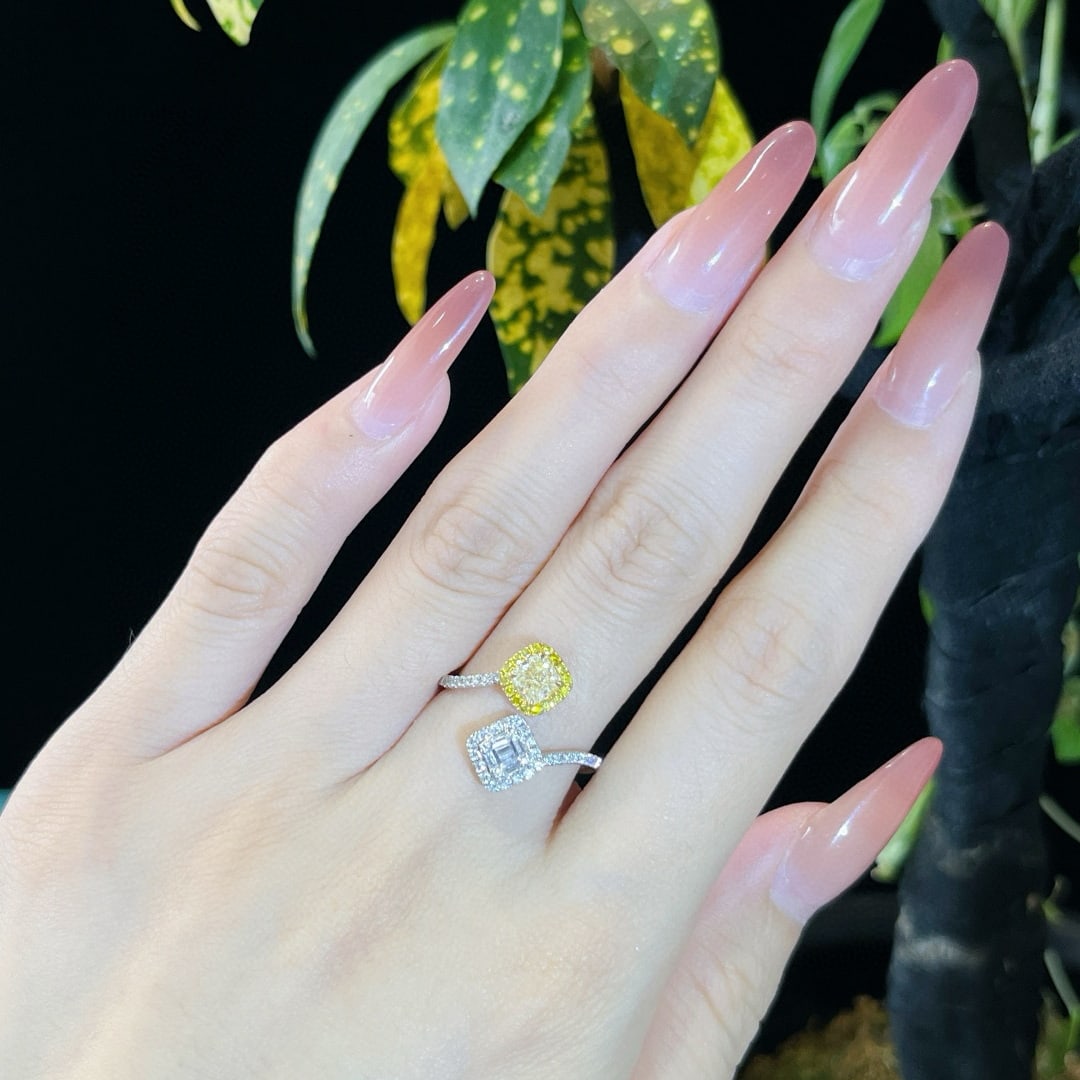 14k Gold 0.87 Ctw Natural Yellow Diamond & Diamond Ring - 6
