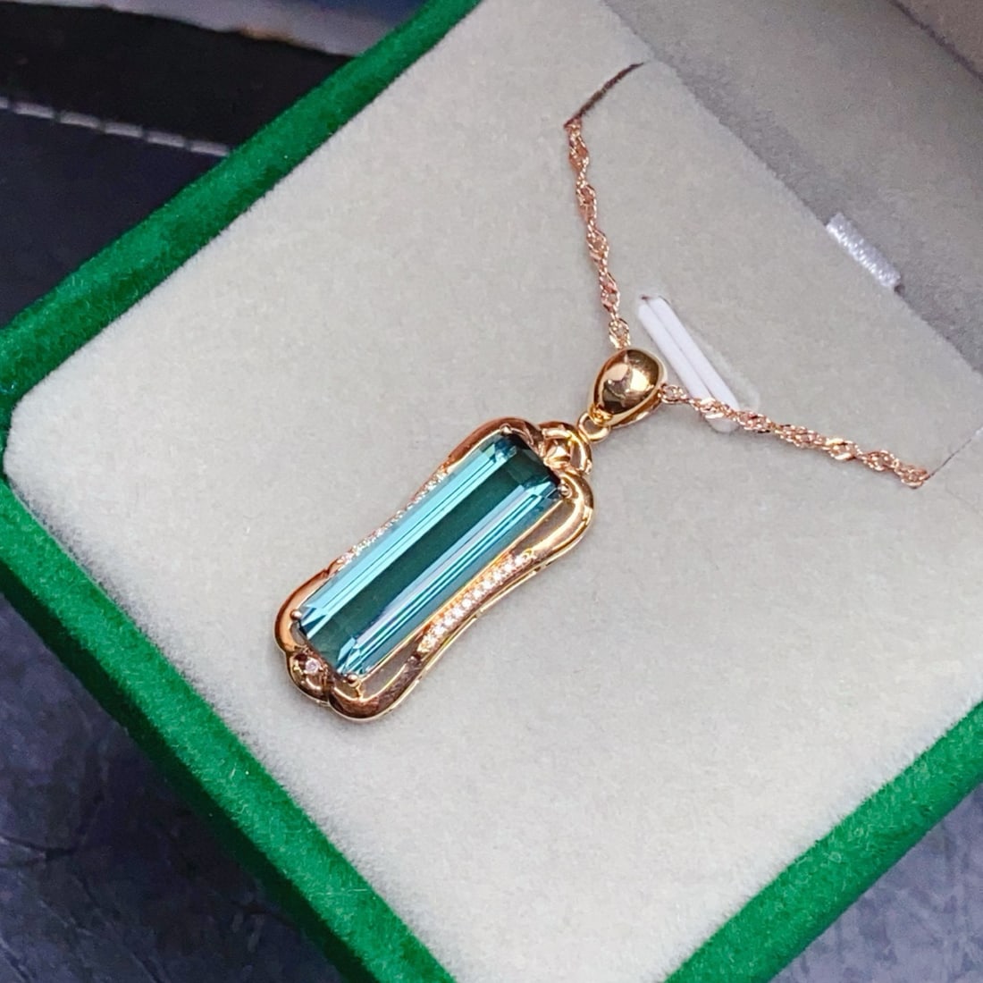 14k Gold 7.15 Ct Natural Tourmaline & Diamond Pendant( Without Chain ) - 4