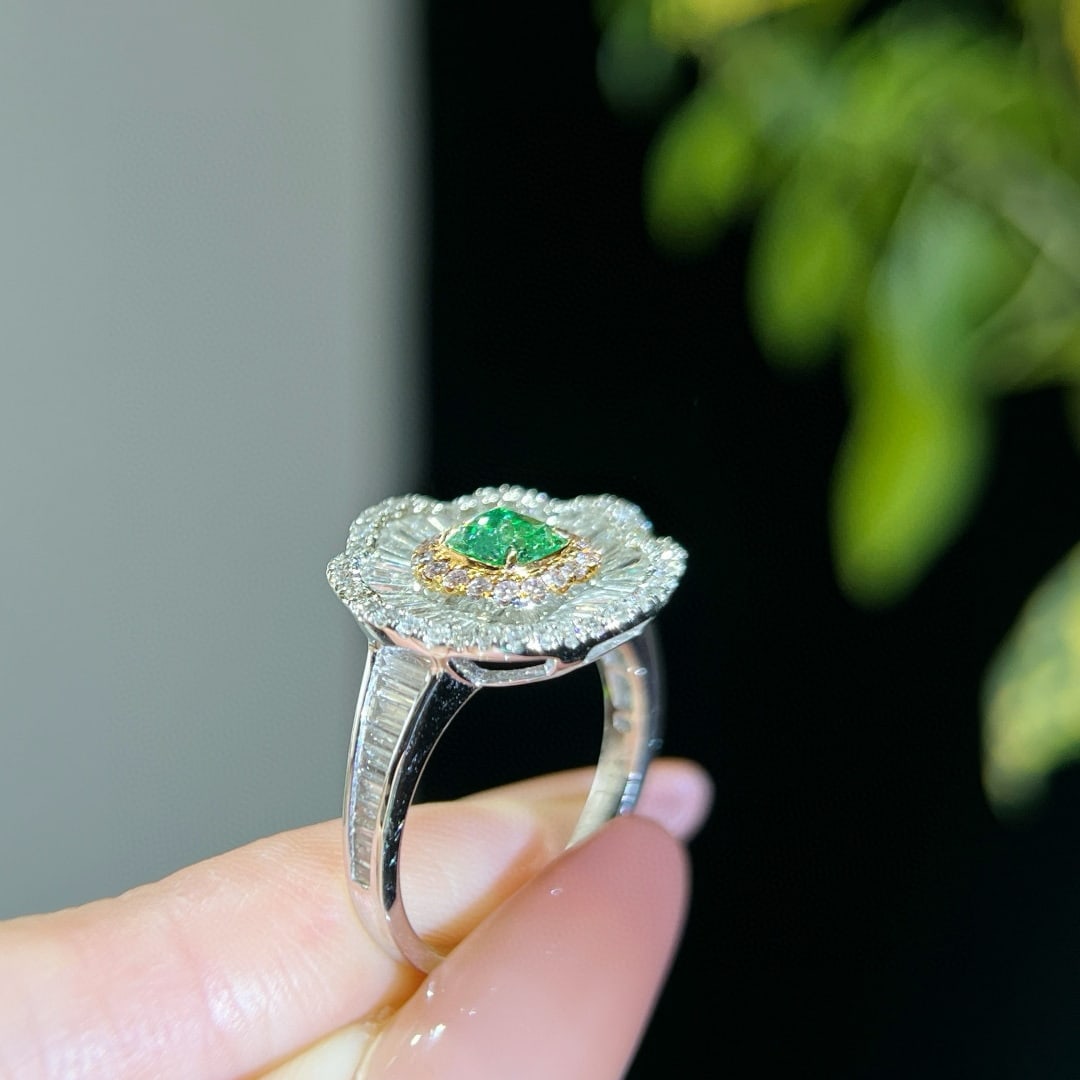 14k Gold 1.87 Ctw Natural Green Diamond & Diamond Ring - 4