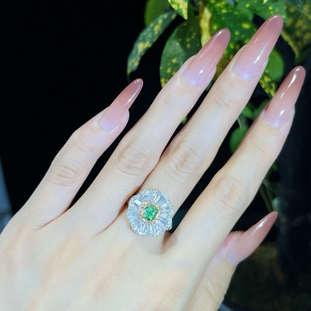 14k Gold 1.87 Ctw Natural Green Diamond & Diamond Ring - 6