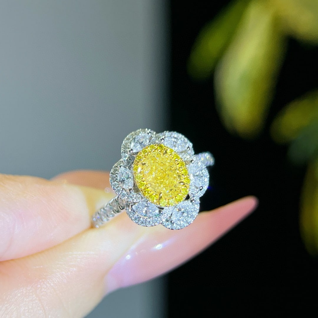 Gia Certified 14k Gold 1.28 Ctw Natural Yellow Diamond & Diamond Ring - 2