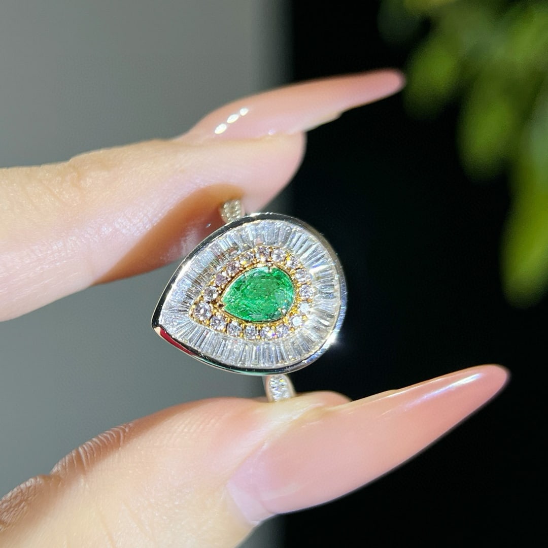 14k Gold 1.33 Ctw Natural Green Diamond & Diamond Ring - 2