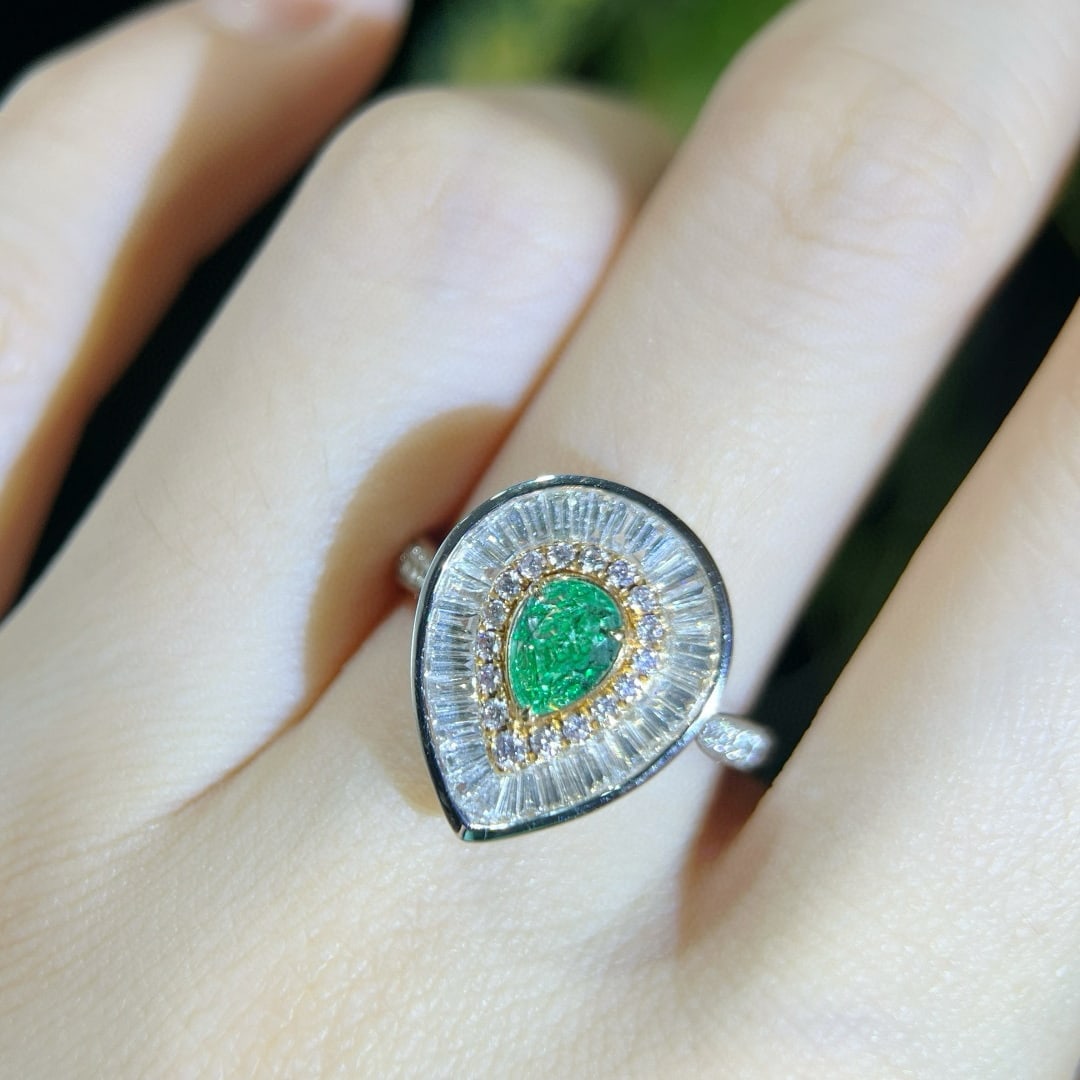 14k Gold 1.33 Ctw Natural Green Diamond & Diamond Ring - 5