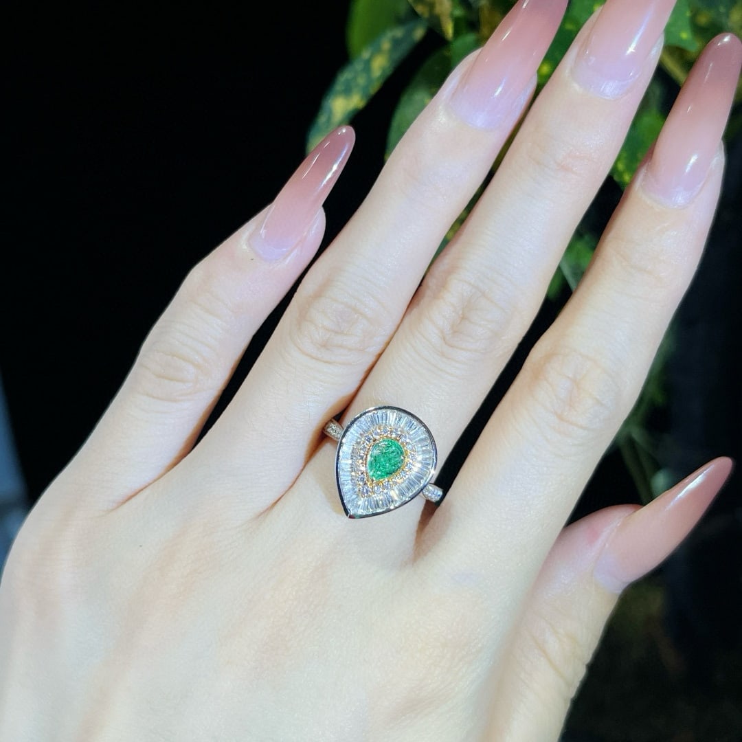 14k Gold 1.33 Ctw Natural Green Diamond & Diamond Ring - 6