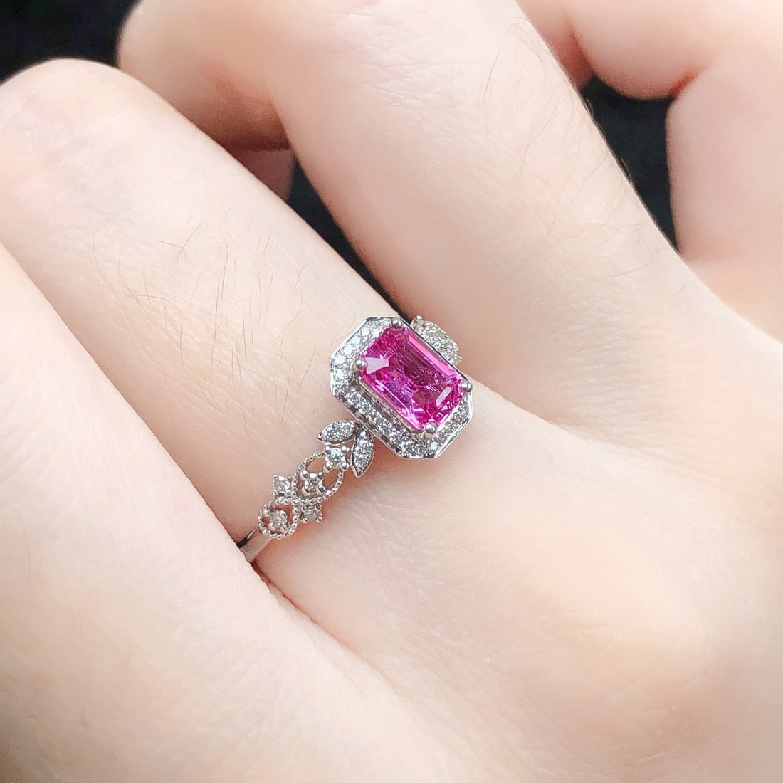 14k Gold 0.96 Ctw Natural Sapphire & Diamond Ring - 9