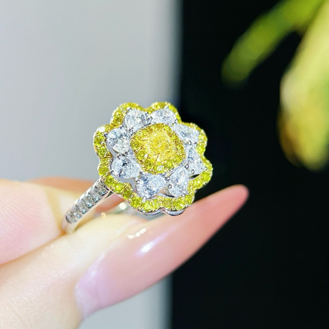 14k Gold 1.28 Ctw Natural Yellow Diamond & Diamond Ring - 3