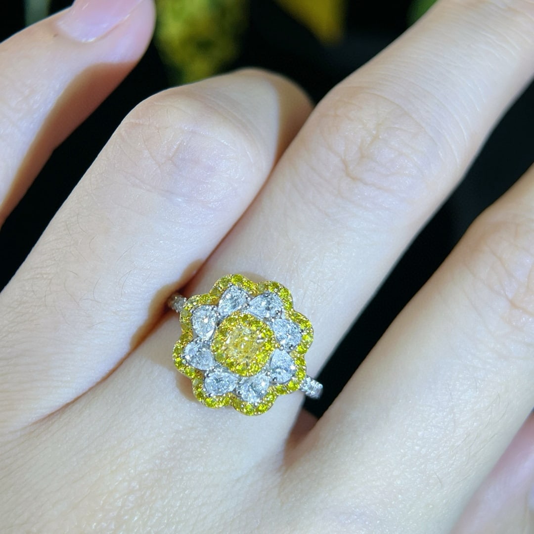 14k Gold 1.28 Ctw Natural Yellow Diamond & Diamond Ring - 5