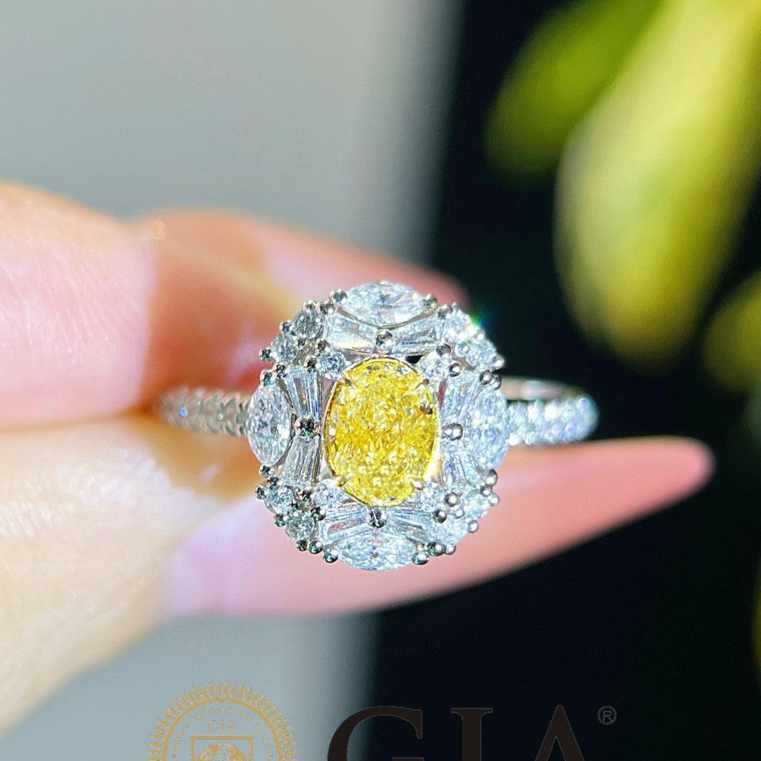 Gia Certified 14k Gold 1.06 Ctw Natural Yellow Diamond & Diamond Ring: Ref:231066281 // gold content:14k gold // ring size:7. 25us // // main gemstone:yellow diamond // certified:gia // shape:oval // carat weight:0. 53ct // clarity grade:si1 // color:yellow //