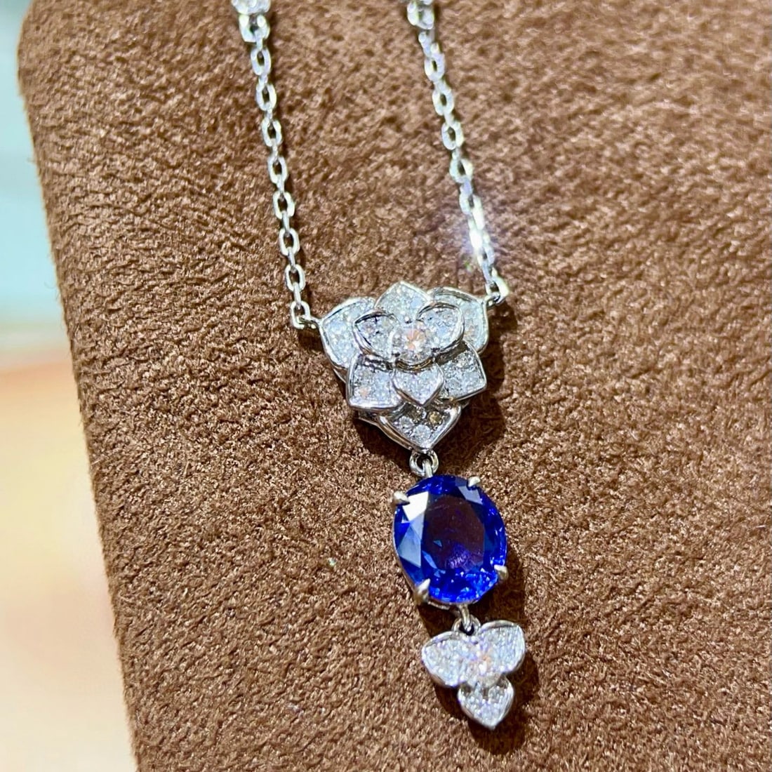14k Gold 1.32 Ctw Natural Sapphire & Diamond Necklace - 2