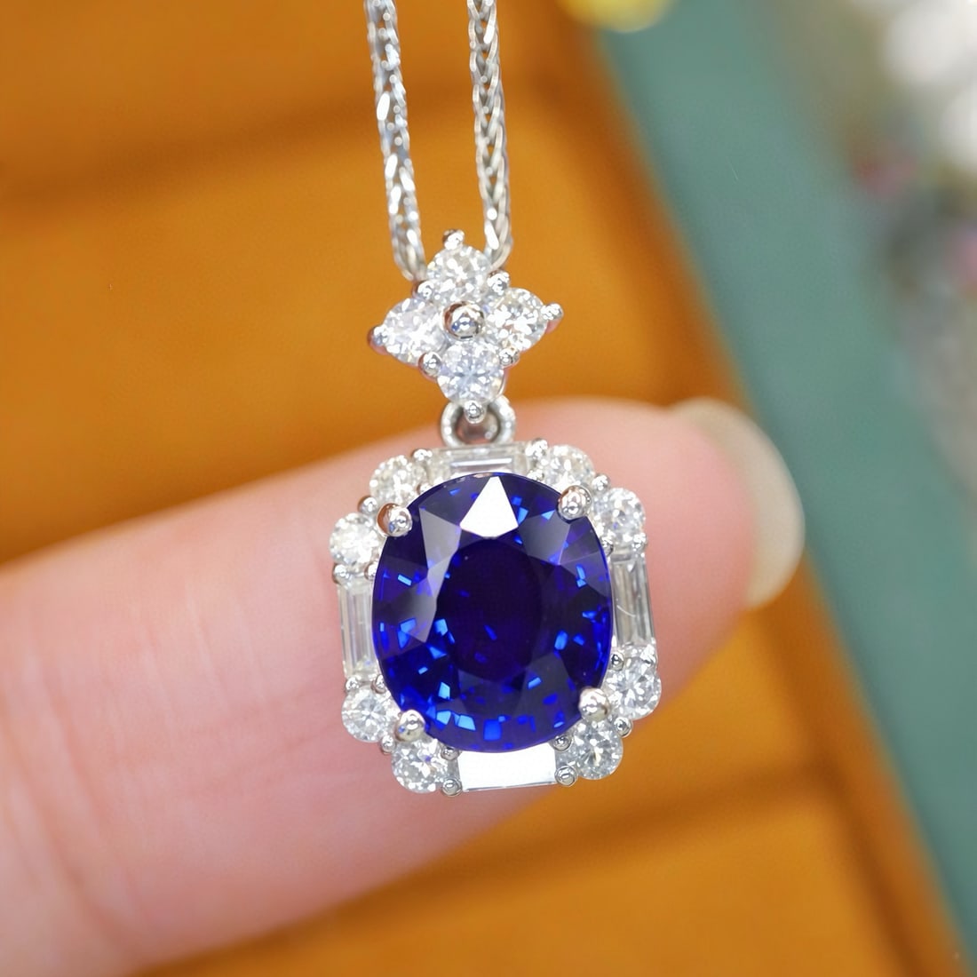 14k Gold 2.42 Ctw Natural Sapphire & Diamond Pendant( Without Chain ): Ref:231066329 // gold content:14k gold // main gemstone:sapphire // shape:oval // carat weight:2. 05ct // color:royal blue // treatment:natural // // adjacent gemstone 2 : diamond // number of