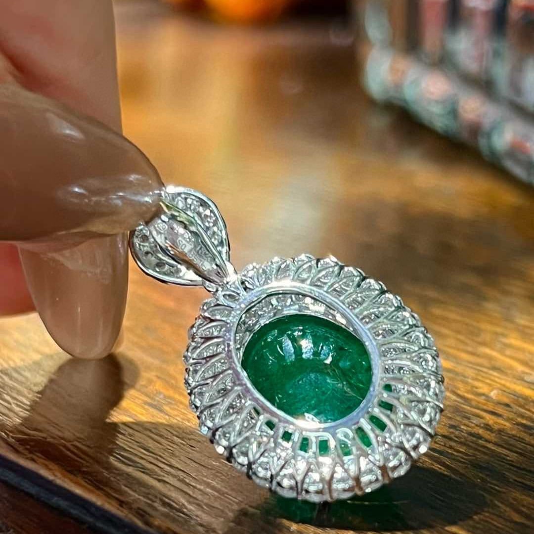 14k Gold 9.55 Ctw Vivid Green Natural Emerald & Diamond Pendant( Without Chain ) - 6