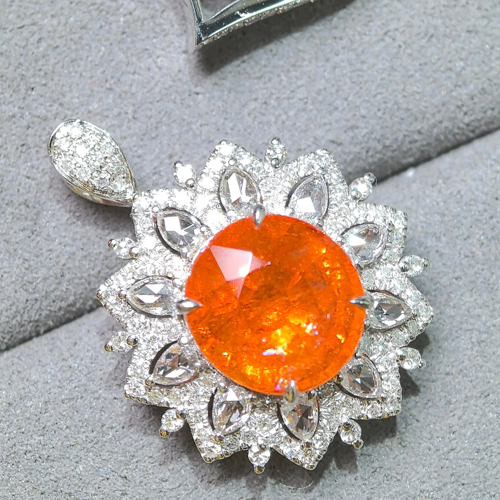 14k Gold 6.36 Ctw Natural Spessartine & Diamond Ring/pendant( Without Chain ) - 3