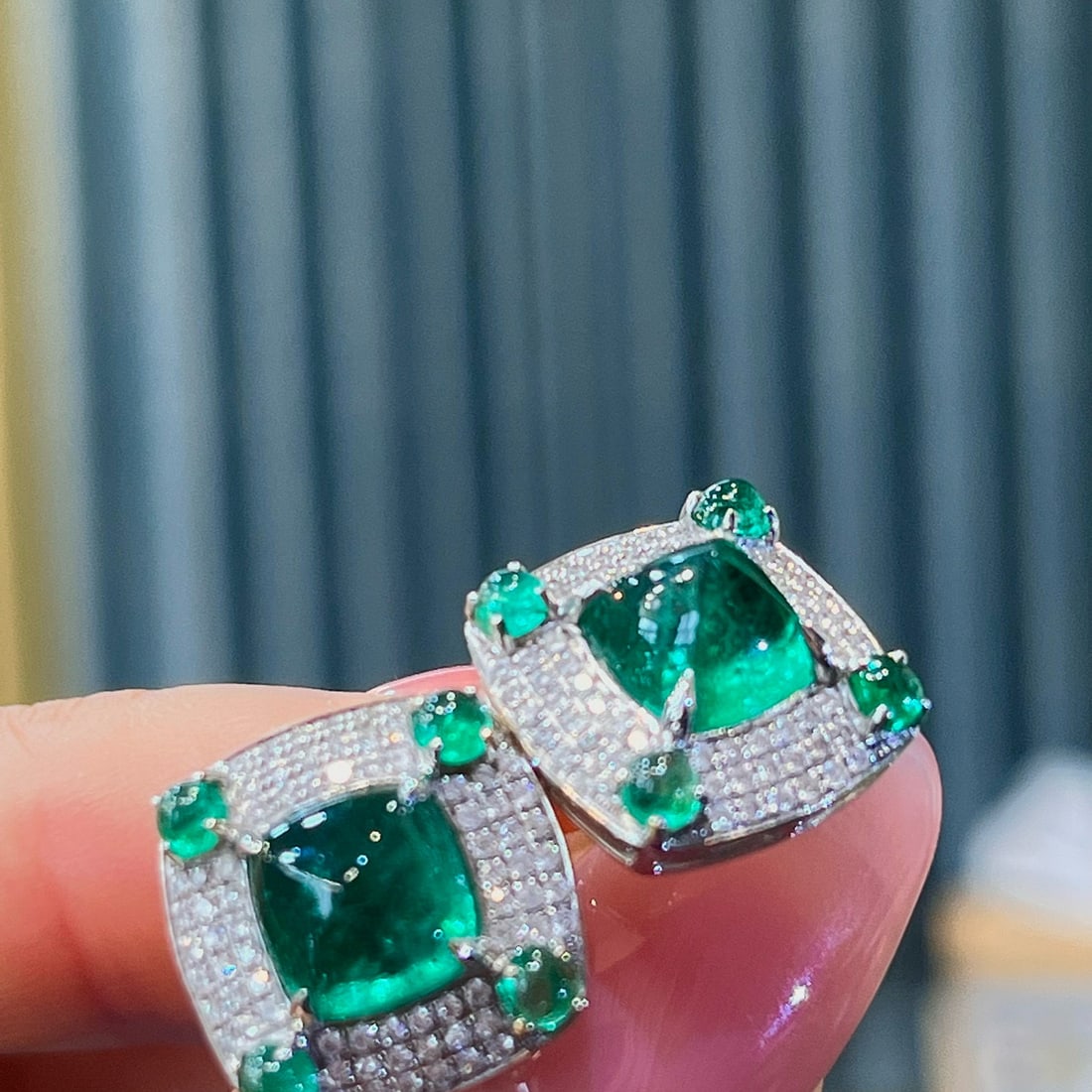 14k Gold 5.37 Ctw Vivid Green Natural Emerald & Diamond Earrings - 2
