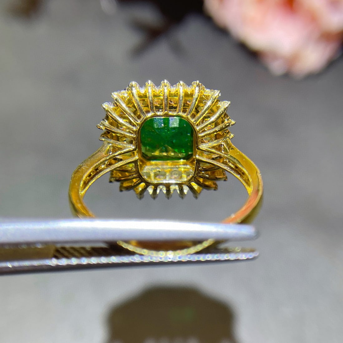 14k Gold 2.56 Ctw Vivid Green Natural Emerald & Sapphire Ring - 5